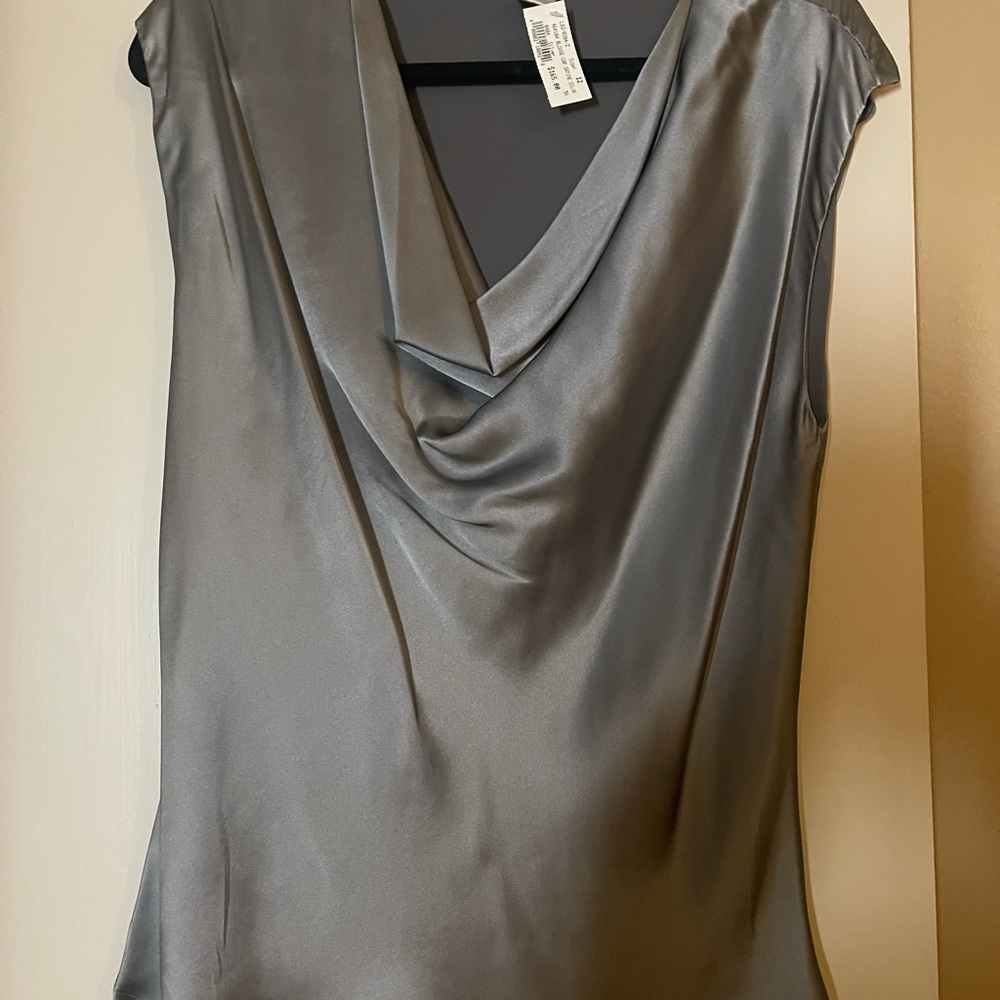 Elegant Gray Sleeveless Drape Top